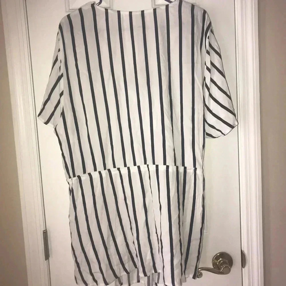 Striped Tunic - Picture 5 of 5